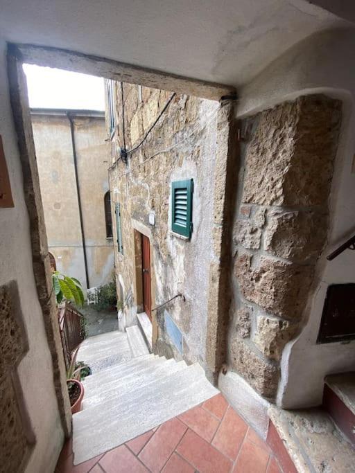 Appartement La Sorpresa Sul Bastione With Panoramic Balcony à Pitigliano Extérieur photo